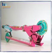 Scooter 2 ruedas de Barbie 1
